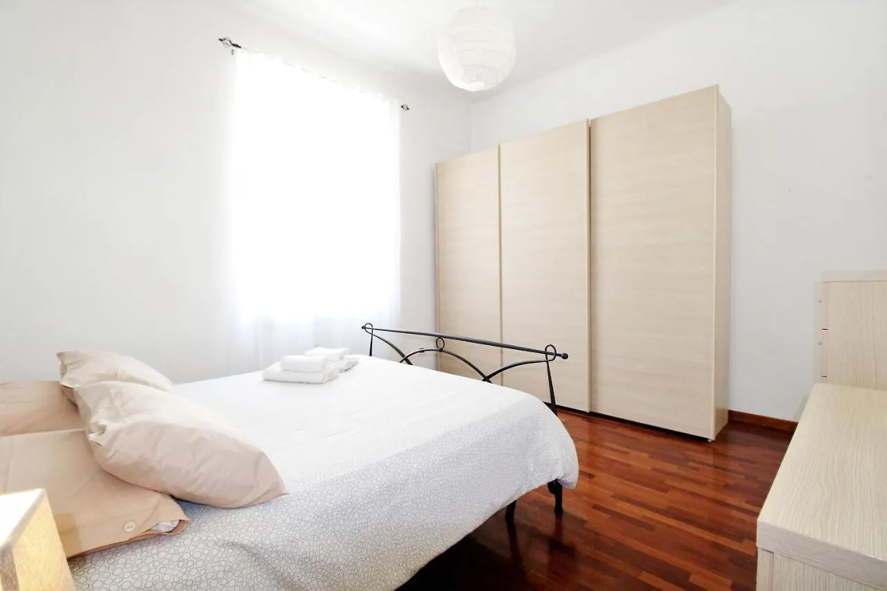 Le Case Di Italo - Viale Ippolito Nievo 21 Apartment Livorno Italy
