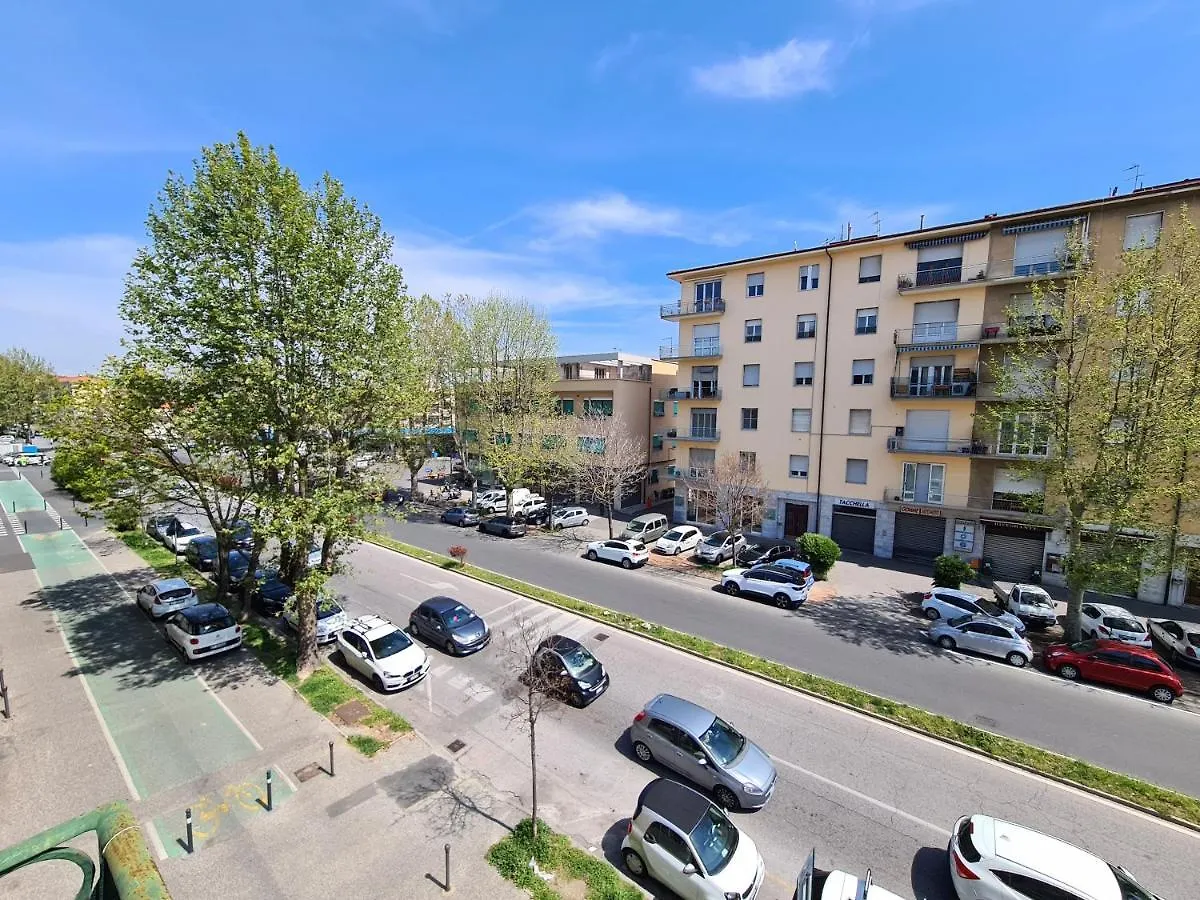Le Case Di Italo - Viale Ippolito Nievo 21 Apartment Livorno