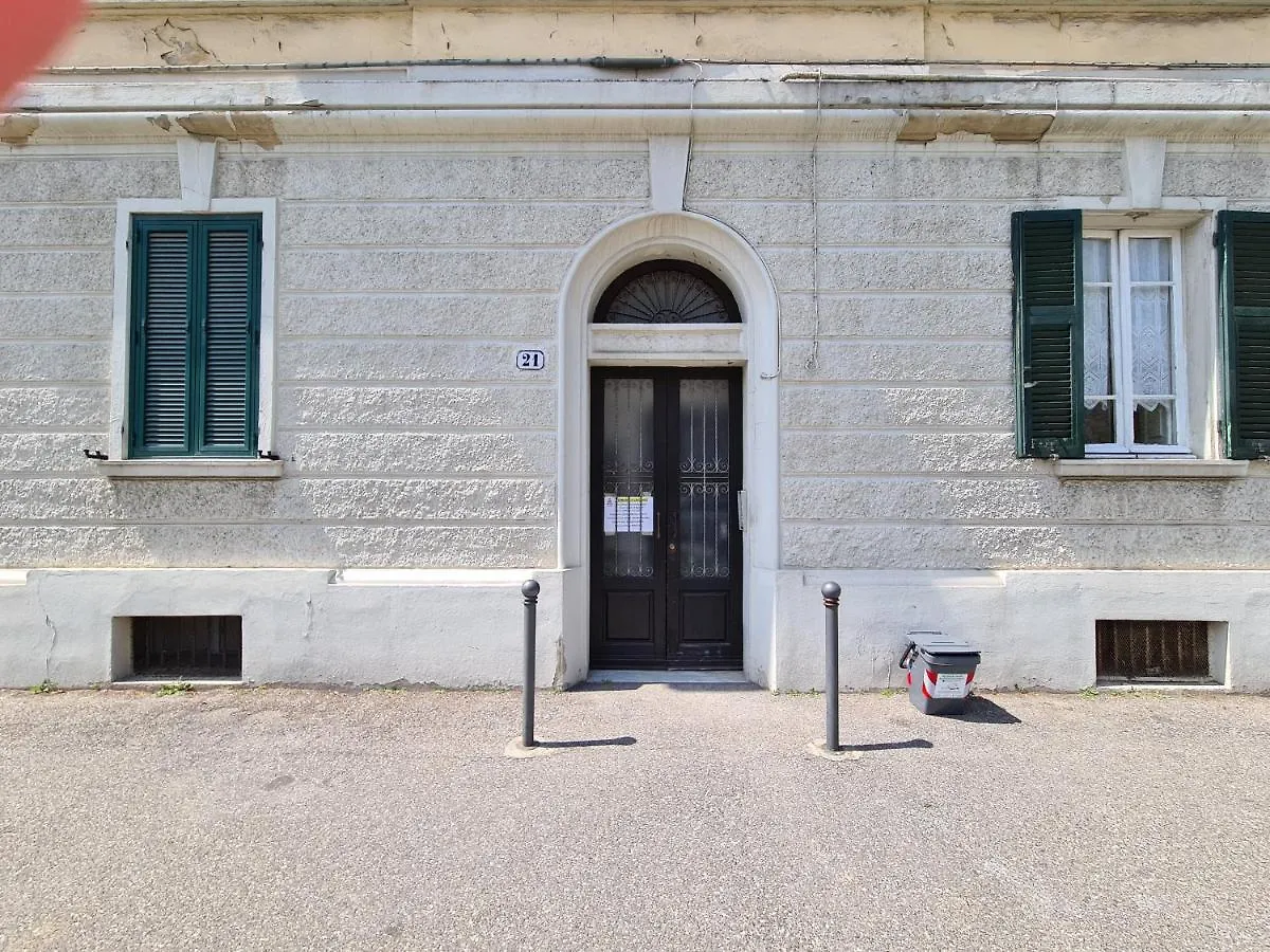 Le Case Di Italo - Viale Ippolito Nievo 21 Apartment Livorno